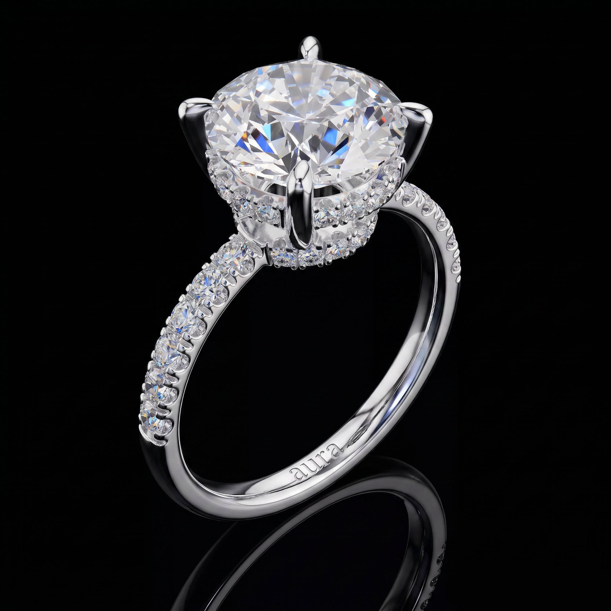Aura 4.54 Karat Gizli Halo Tektaş Yüzük