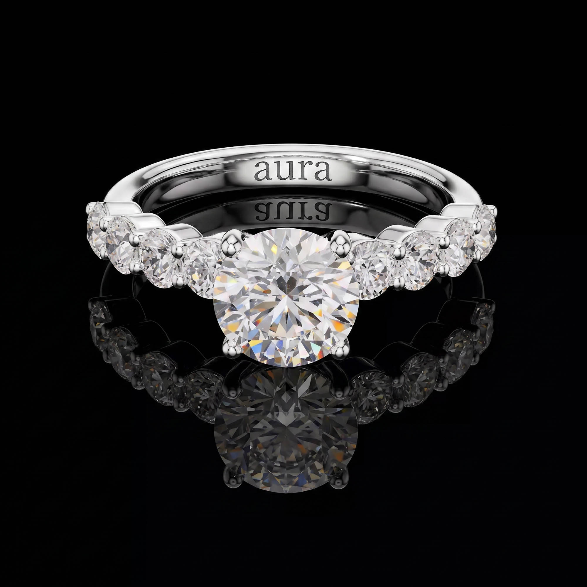 Aura 3,87 Karat Markiz Yan Taşlı Tektaş Yüzük